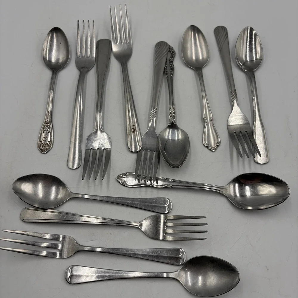 14 Pieces Stainless Steel Silverware Flatware Set Mixed Spoons Forks Dinnerware